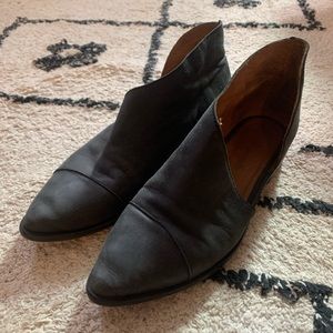 Free People Royale Flat